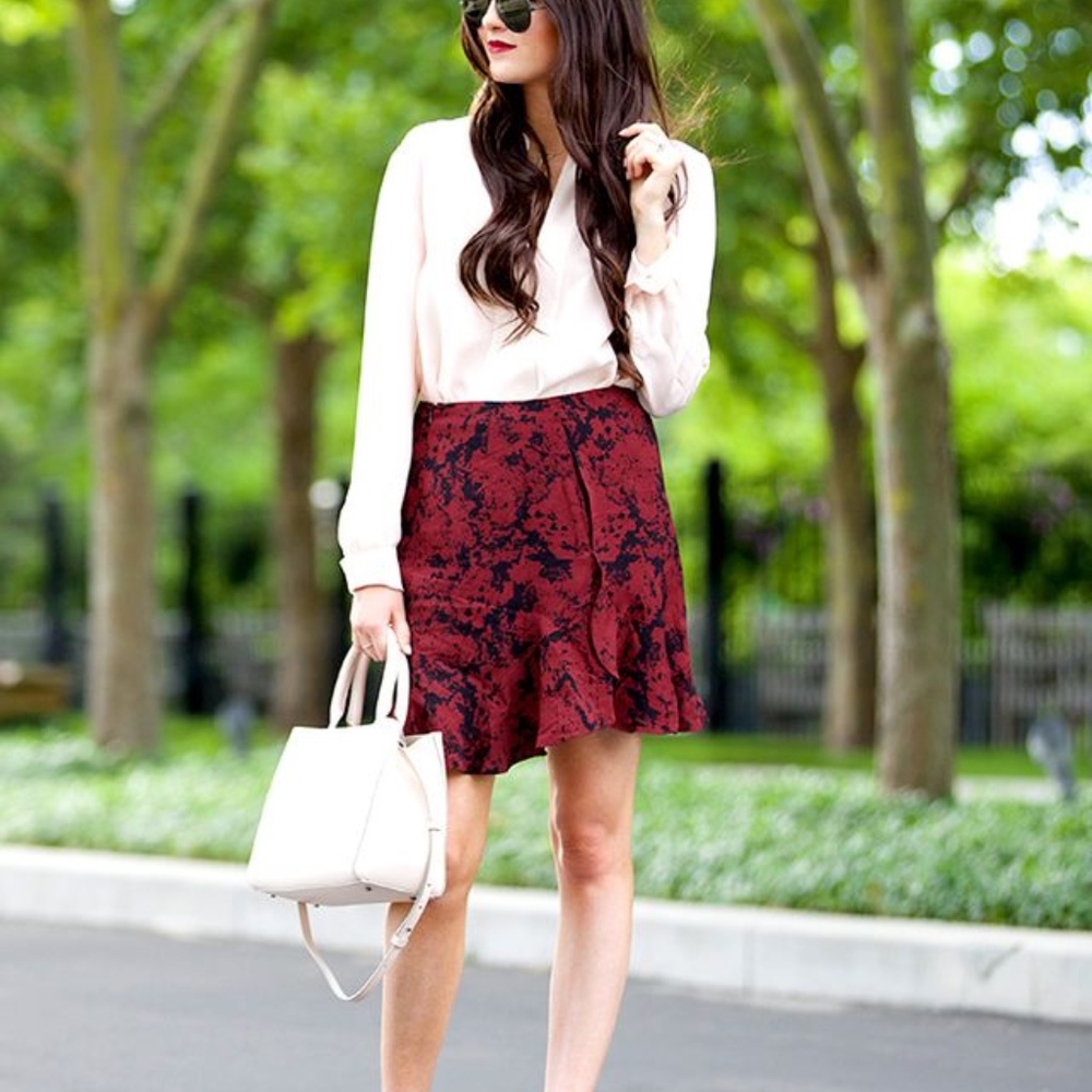 Banana Republic Burgundy Skirt with Fluted Hem EUC